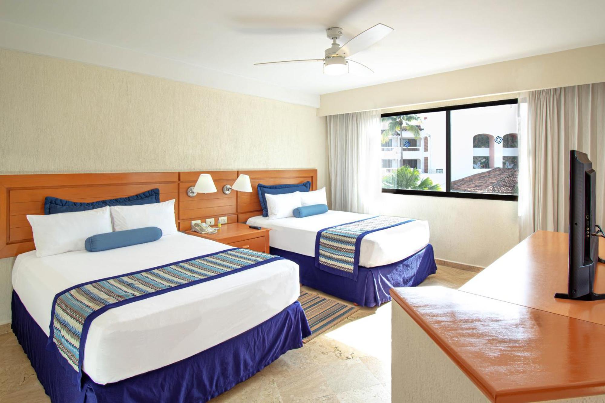 Plaza Pelicanos Grand Beach Resort All Inclusive Puerto Vallarta Eksteriør billede